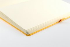 Блокнот для зарисовок Sketchmarker 140 г/кв.м 21х29.7см 80л твердая обложка, оранжевый